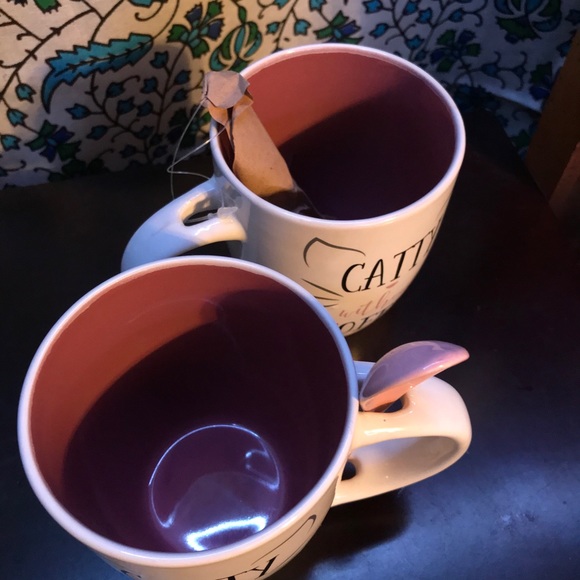 Catty without coffee - Picture 2 of 2